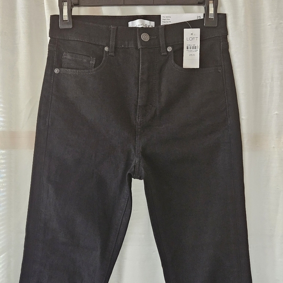NWT LOFT THE SKINNY HIGH RISE REGULAR FIT JEANS WOMEN'S SIZE 25/0 - Picture 3 of 8